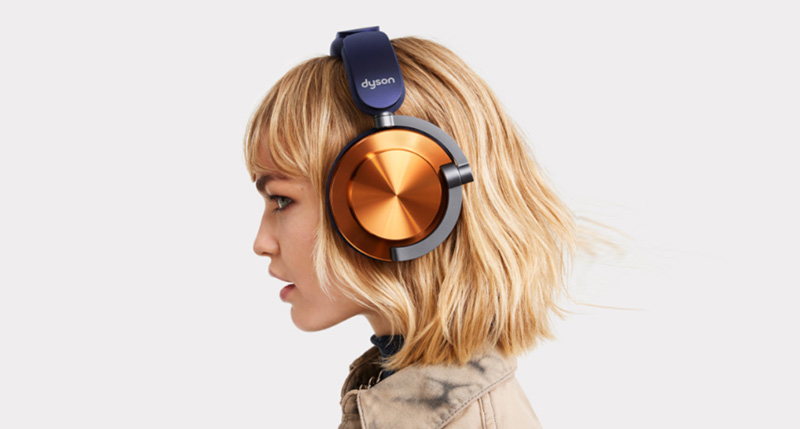 dbpremium-articoli-NATALE-4-dyson-cuffie